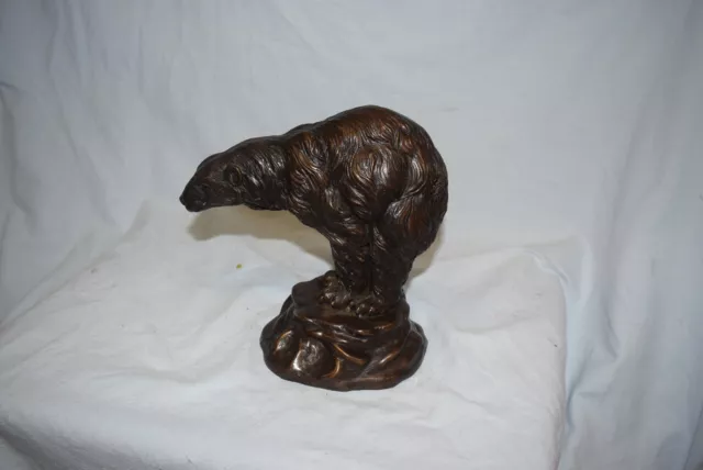 Bär auf Feld Bronze schöne Antikpatina 23cm