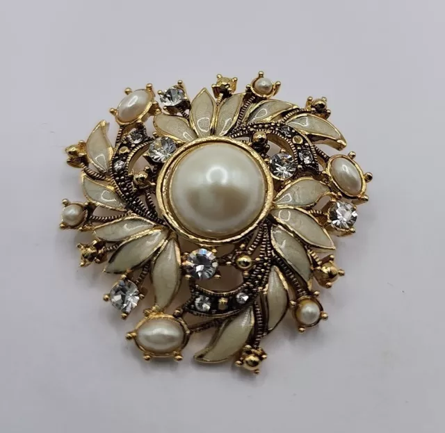 Flower rosette enamel rhinestone pearl monet vintage gold brooch 2 Inch Gorgeous