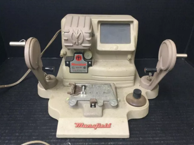 MANSFIELD MODEL 950 PORTABLE ACTION EDITOR Vintage TURNS ON