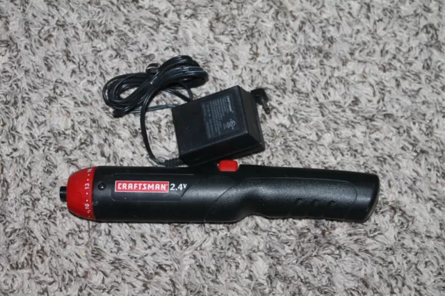 CRAFTSMAN CORDLESS SCREWDRIVER Model 973.111380 2.4V With Charger