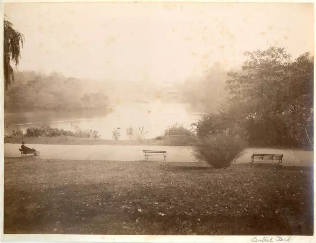 Etats-Unis, USA, New York City, Central Park Vintage albumen print.  Tirage al