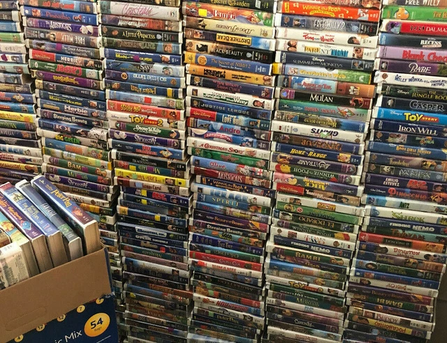 PICK 10 CLAMSHELL Movie Lot Disney Kids Family VHS SEE LIST (Updated ...