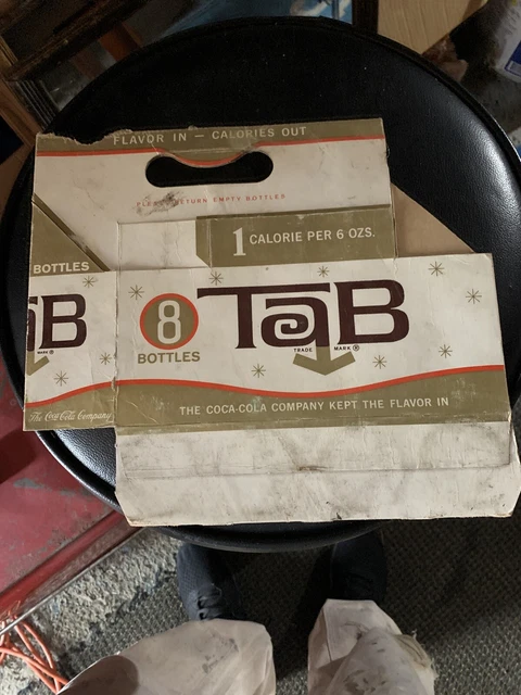 Tab Soda/Pop Empty 8 Pack Holder Carrier The Coca Cola Company Kept The Flavorin