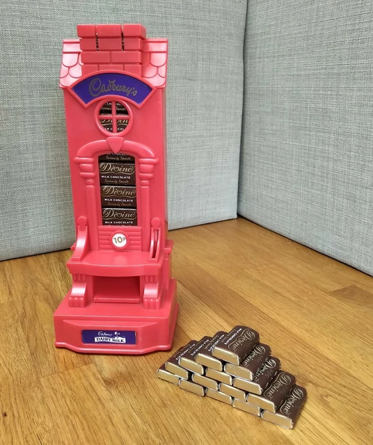 CADBURY’S DISPENSER WITH 24 MINI CHOCOLATES! (Humbrol Dairy Milk Coin