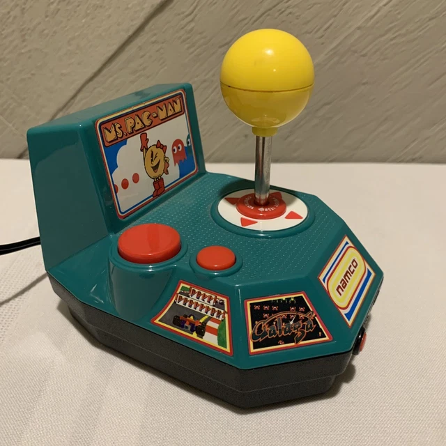 MS. PACMAN NAMCO TV Game 2004 5en1 joystick plug & play Jakks