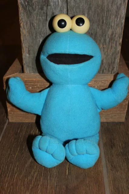 2002 Cookie Monster Sesame Street Fisher Price Plush Toy Stuffed Animal 10" VGC