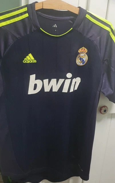 REAL MADRID 2012-13 Away Jersey (Large) Good Condition