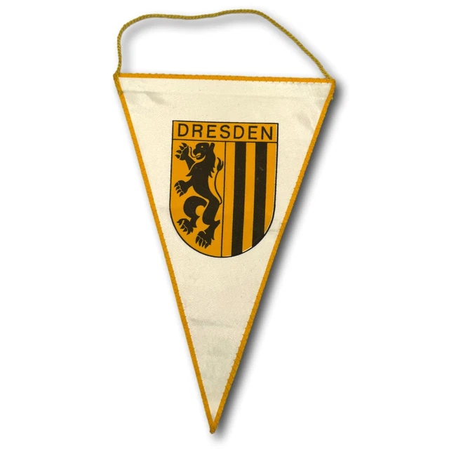 DYNAMO DRESDEN WIMPEL ANCIEN FANION (Gebraucht) in Moléson-s-Gruyères