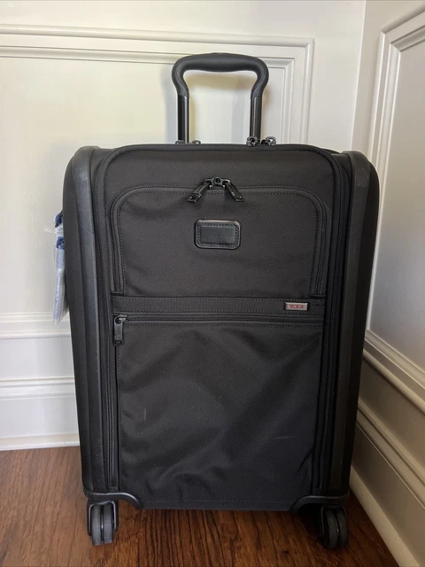 Tumi Alpha 3 Continental Dual Access 4 Wheeled Carry-On 2203561 Black 3
