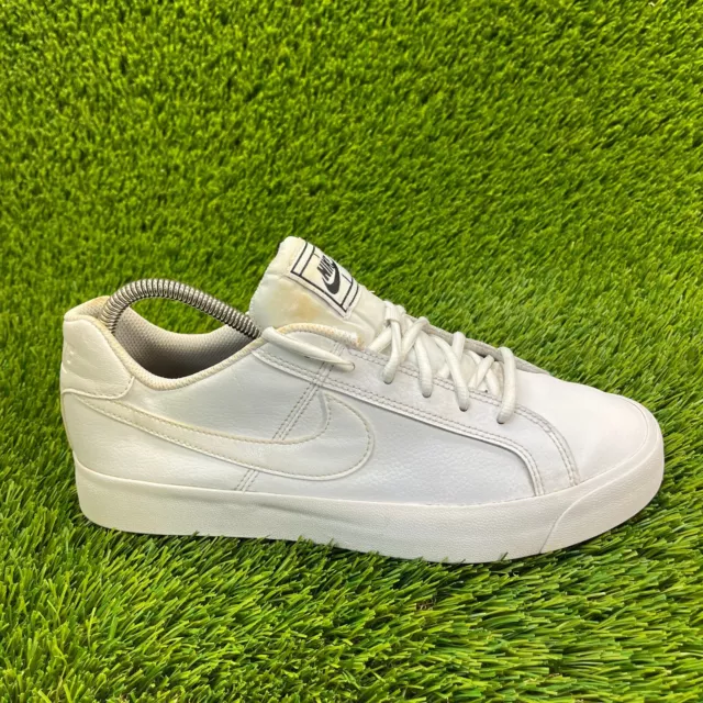 Nike Court Royale AC Womens Size 10 White Athletic Shoes Sneakers AO2810-102