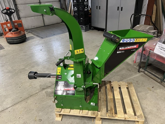 Wallenstein BX36S Wood Chipper Grinder 3pt Hitch Tractor Use, New 3.5" Capacity