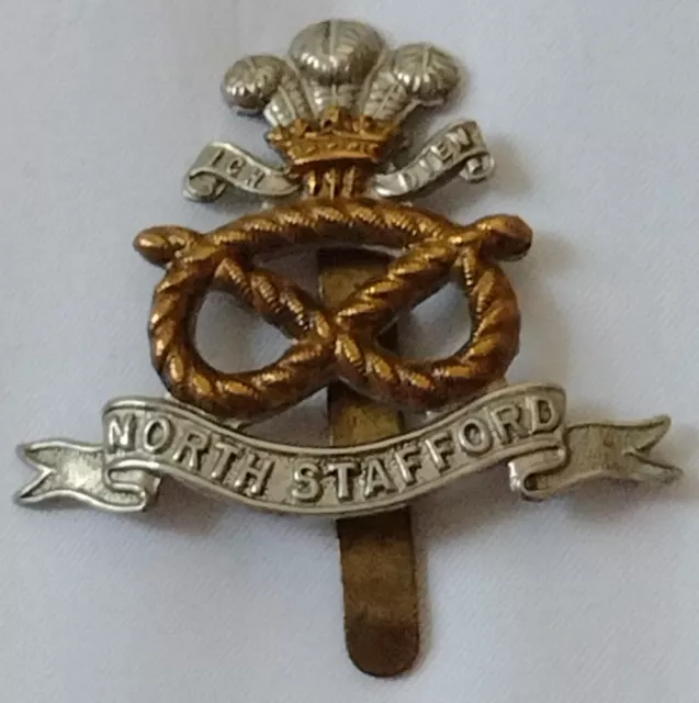 WW1 North Stafford Regiment Cap Badge Bi-Metal Slider ANTIQUE Original