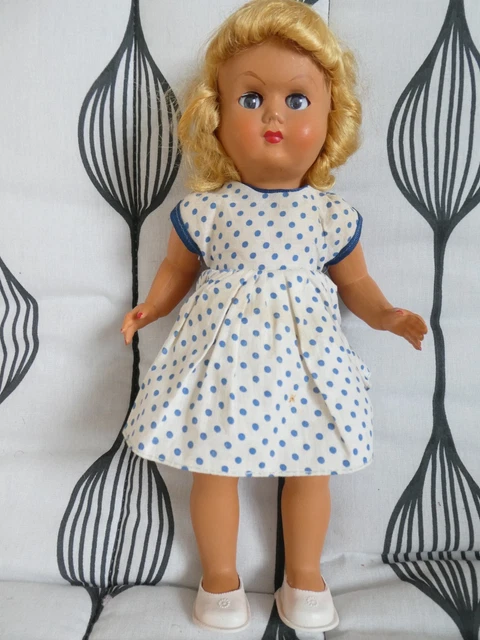 POUPEE DE COLLECTION ANCIENNE GRETEL TRES RARE LA PETITE ALSACIENNE PORCELAINE