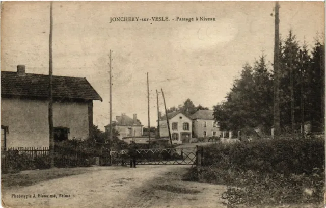 CPA JONCHERY-sur-VESLE - level crossing (364309)