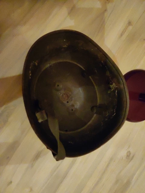 Alter Stahlhelm (Nachkriegszeit) 3