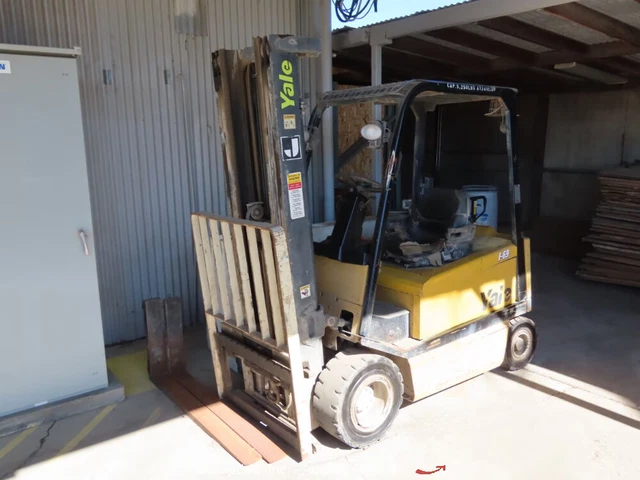 2006 Yale ERP060 5,550 lbs Electric Warehouse Industrial Forklift -Parts/Repair