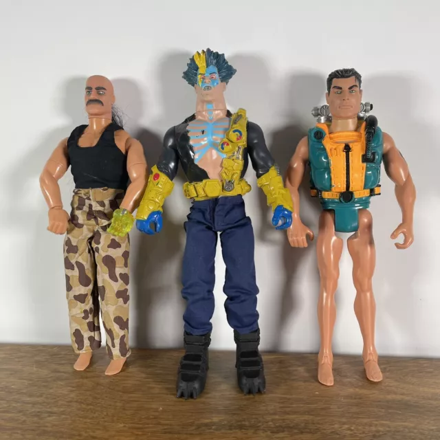 15 x 1990ﾒs action man figures with 2 Dr X figures 1 box…