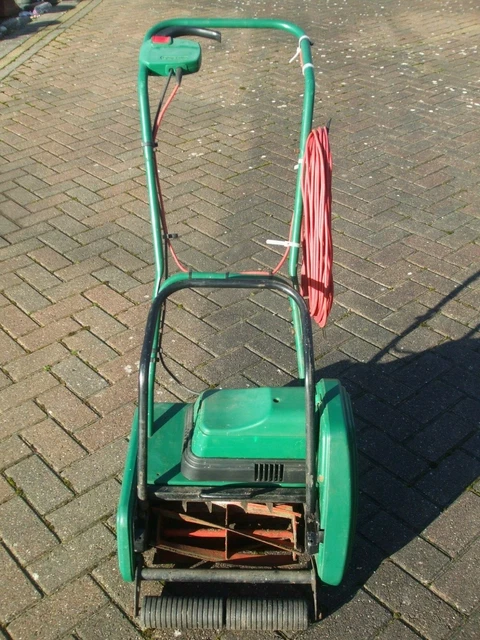 Qualcast classic 2025 electric 30 scarifier