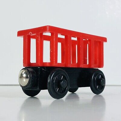thomas wooden cargo car
