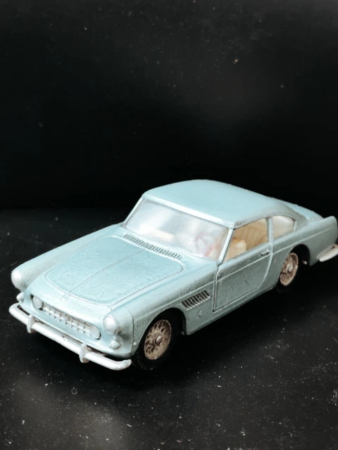 ANCIENNE VOITURE MINIATURE Ferrari F1 Solido Serie 100 France 1/43