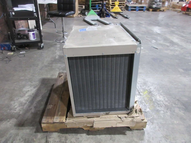 Heatcraft Bohn BCH0022LBACZ 2 HP Air-Cooled Outdoor Scroll Condensing Unit