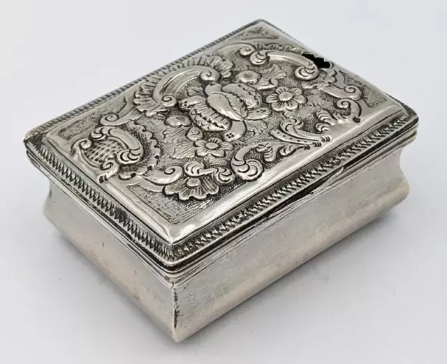 GEORGE III OLD SHEFFIELD PLATE REPOUSSE SNUFF BOX c1760