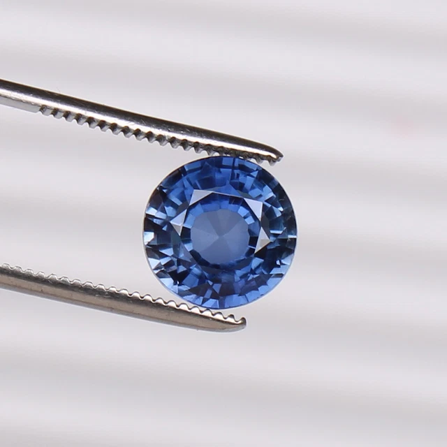 Saphir Naturel Bleu Ceylan Bleuet 7.40 CT Rond Certifié Pierre Précieuse Chauffé