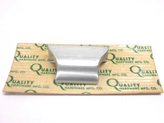 Nos! Quality Hardware Mfg. Co. Cabinet Door / Drawer Pull, #210, Satin Aluminum