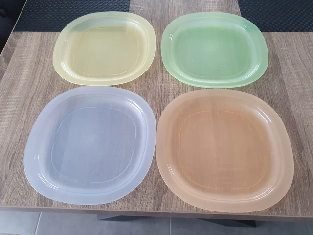Tupperware Assiette Compartiment Avec Cloche, Occasion état Correct