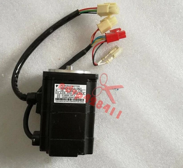 1PZ USATO servomotore Yaskawa SGMPH-01A1A-YR21 testato buono