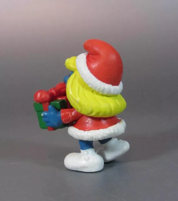 Vintage SMURF Smurfette Schtroumpf with a Gift Chritmas Portugal 1982 3