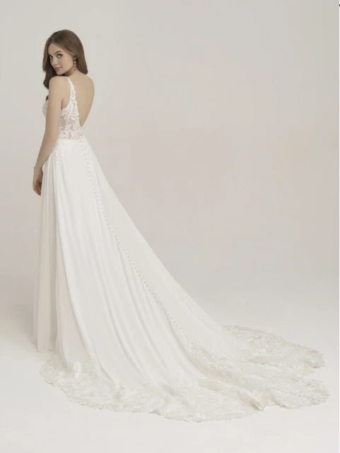 Allure Romance Bridal Gown NWOT 3454