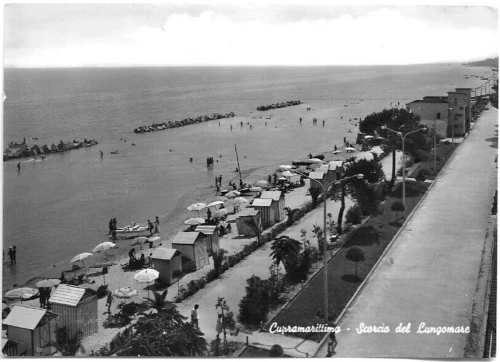 CARTOLINA DI ASCOLI ,CUPRA MARITTIMA - SCORCIO DEL LUNGOMARE non viaggiata
