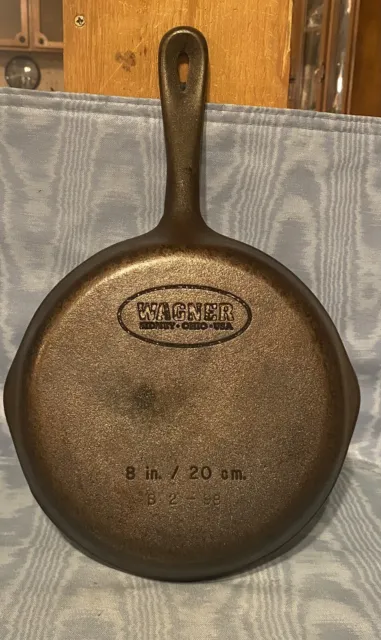 Vintage Cast Iron   Wagner  8” /20cm Skillet   USA