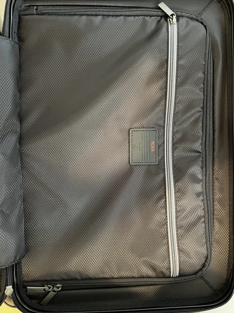 TUMI 19 Degree International Expandable Carry-on 4 Wheel - Black 139683-1041 8
