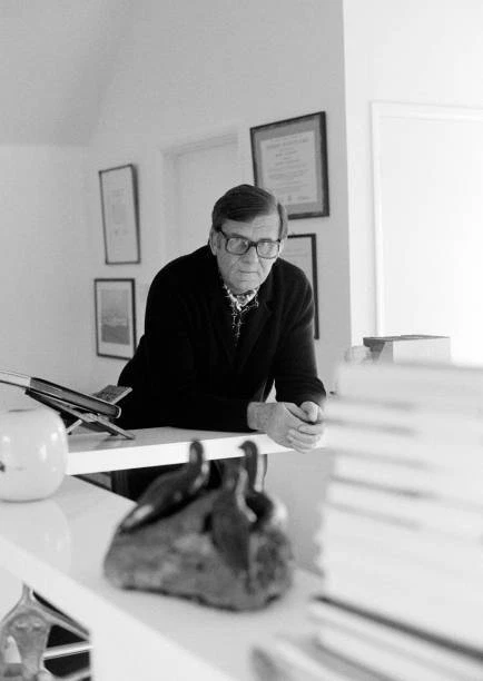 MORRIS WEST Australian Author And Playwright 1974 OLD PHOTO 3 EUR 6