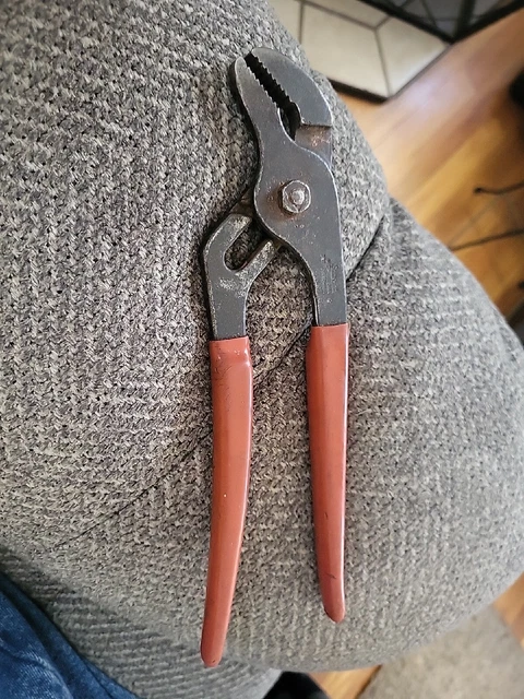 Snap-on 91CP 9" Channellock Slip Joint Tongue Groove Pliers Red Handle USA
