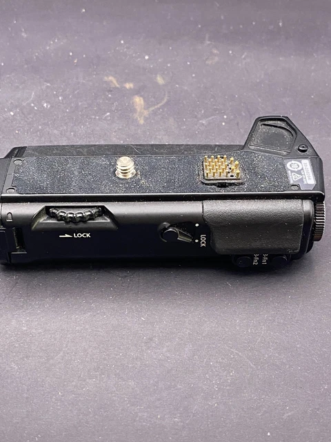Olympus HLD-6P Power Battery Grip for OM-D E-M5 Mark II (33236294)