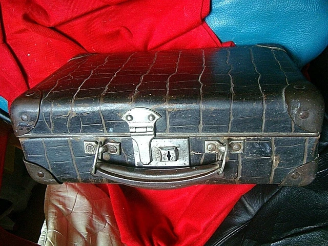 Jeux ! Enfants ! Valise ! Couture ! Ancienne