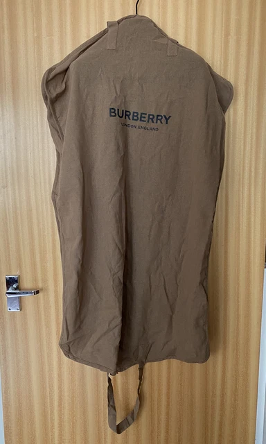 Burberry garment dust bag foldable with handle