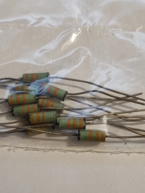 Résistances Film Oxyde Métallique 5W 3,3 Ohm - Pour équipements électriques
