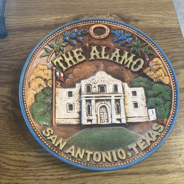 The ALAMO San Antonio Texas Souvenir Plate  3D Vintage Wall Decor Japan 8-1/4"