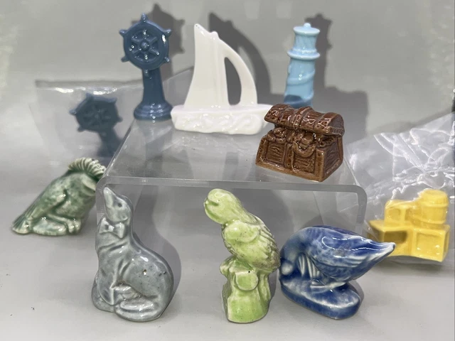 Set of 10 WADE FIGURINES NAUTICAL Light House and Boardwalk Sea Life WONDERLAND