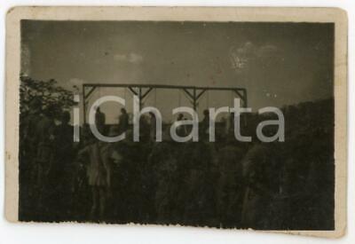 1935 ca AOI ETIOPIA Impiccagione di ribelli abissini - Foto RARA 9x6 cm