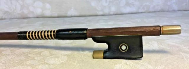 Vintage Wood Violin Bow Round Shaft w/ Frog Unmarked