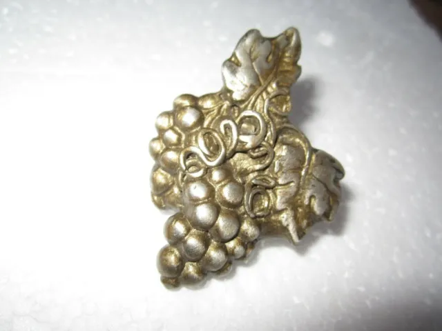 Anne At Home Grape Cluster Pewter / Bronze Wash Cabinet Door Drawer Pull Knob