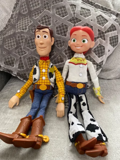 Toy Story Disney Thinkway Pull String Talking Jesse And Woody Toy Figures