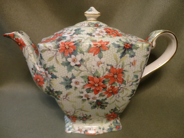 Royal Winton Grimwades Christmas Chintz Teapot Made In England 1995