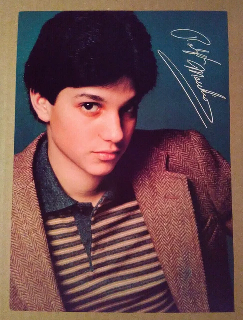 MAGAZINE PINUP~ RALPH MACCHIO ~1980s ~~Back- Magazine Cover ~Matt
