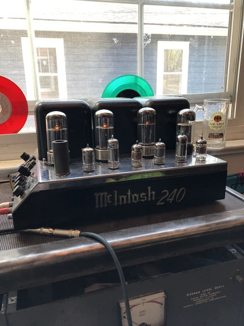 MINT RARE MCINTOSH MC240 - Clean - Tested- single owner MINT RARE MCINTOSH MC240 - Clean - Tested- single owner